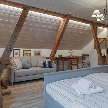 Gaestezimmer Im Dorfzentrum Rothenthurm Kültér fotó